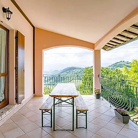 In Marche With Pool Panoramic Views Acqualagna
